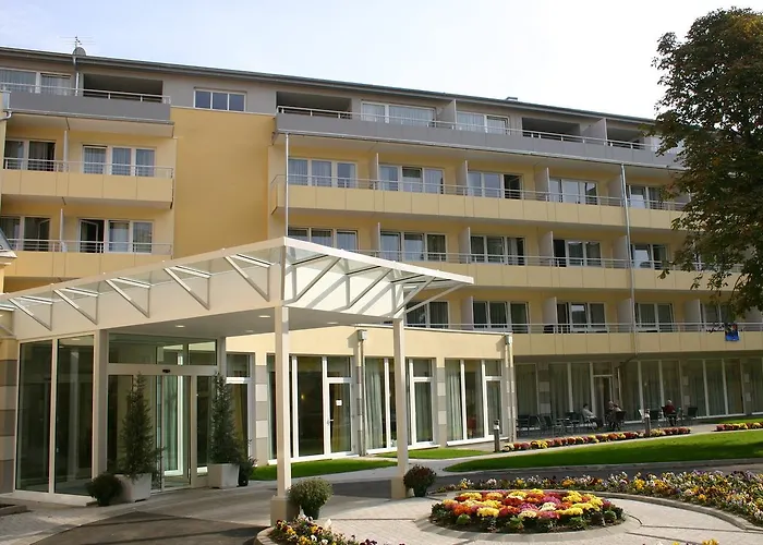 Otel Badener Hof 4*