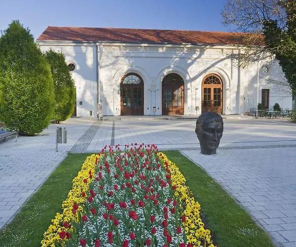 Badener Hof Otel Baden